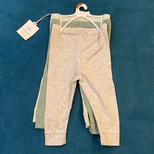 🧡💜 NWT Cloud Island 3 pack leggings ages 6-9 months